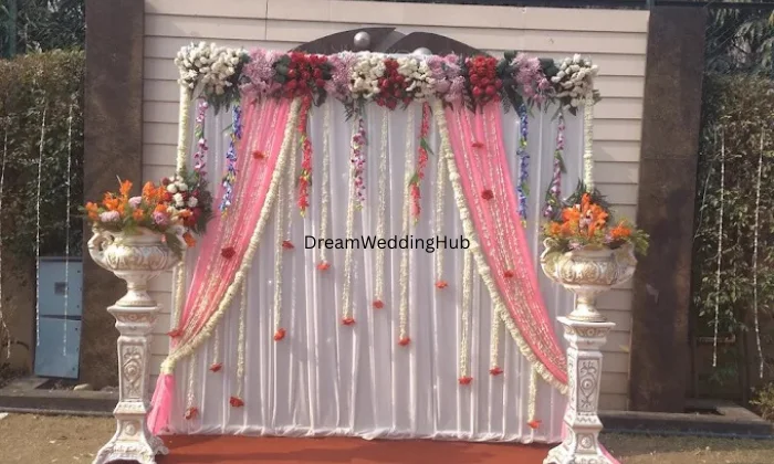 Travel with Himesh Prabhakar